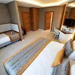 Hotel Vela & 4*