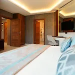 Hotel Vela &