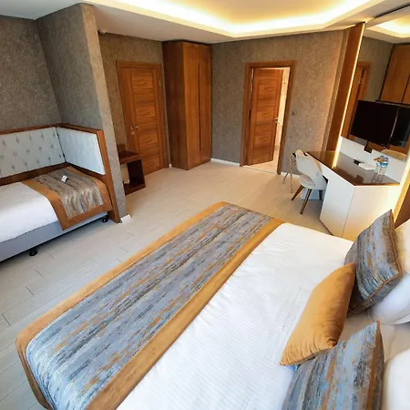 Ξενοδοχείο Vela & 4*