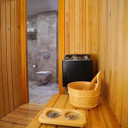 Hotel Vela & 4*