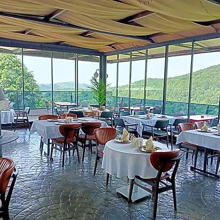 Vela & 4* Yalova (Yalova)